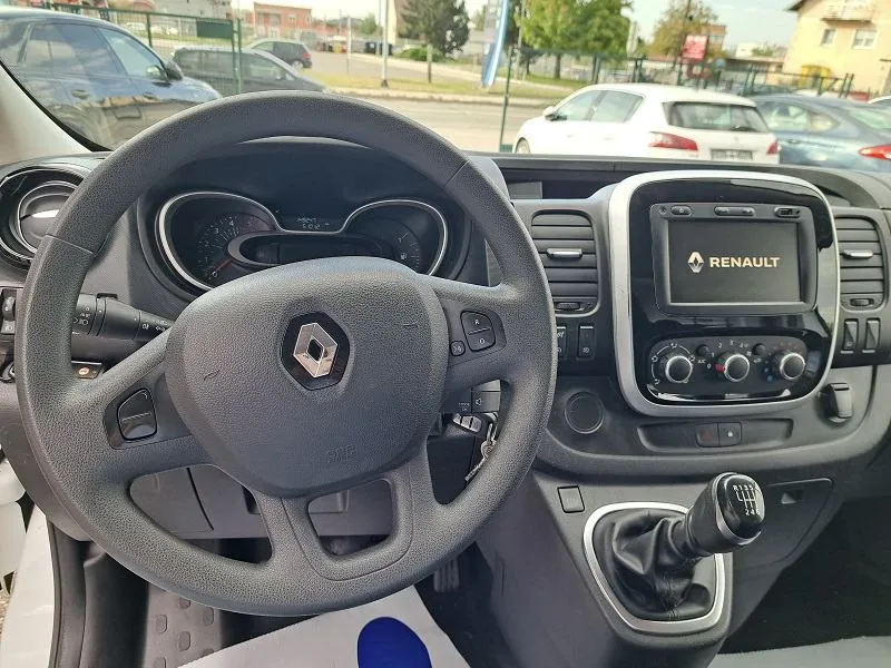 renault trafic 1.6 dci*klima*tempomat*navigacija*police* - slika 15