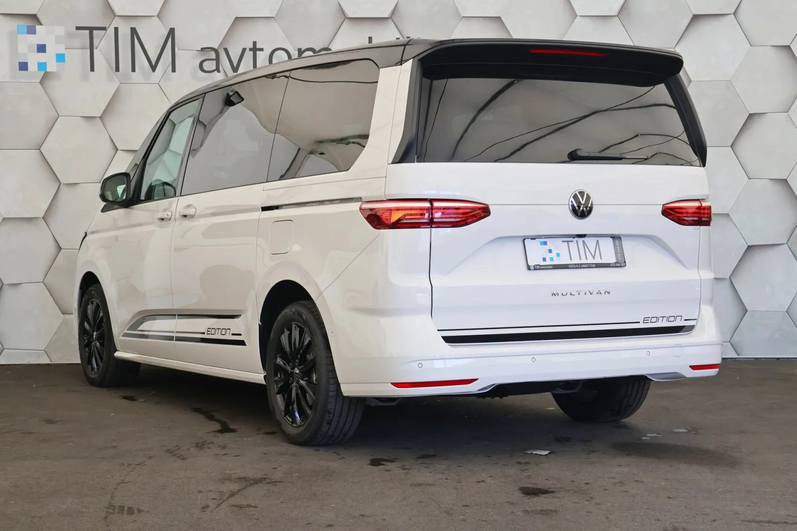volkswagen multivan t7 l2 2.0tdi dsg edition 150km el.klizna vrata - slika 4
