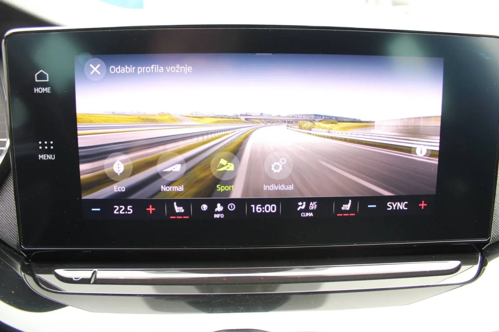 škoda octavia 2.0 tdi dsg sportline *led, navigacija, kamera* - slika 25