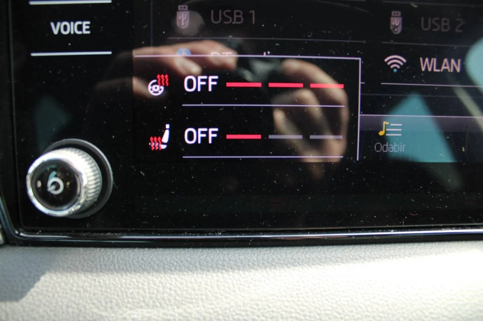 škoda karoq 1.6 tdi dsg style *led, navigacija, kamera* - slika 24