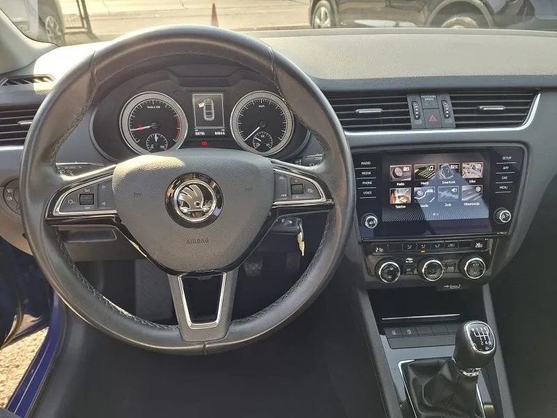 škoda octavia 1,0 tsi*115ks*klima*tempomat*park.pilot* - slika 11
