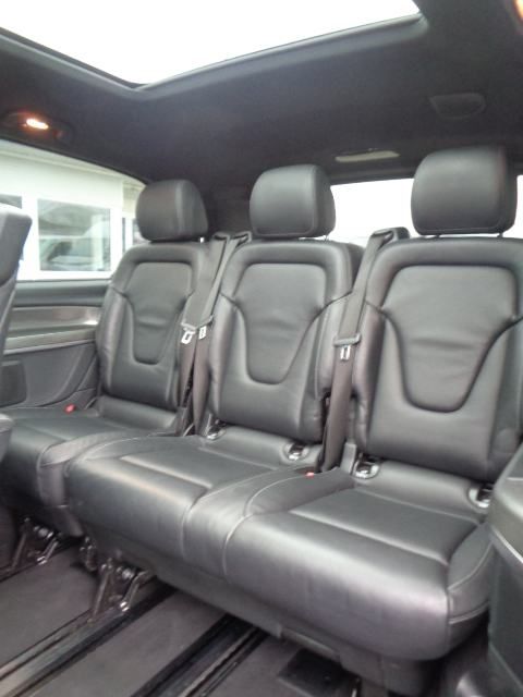 mercedes-benz v-klasa 300 d 4matic; 7 sjed.; koža; navi; kamere; tooop - slika 10