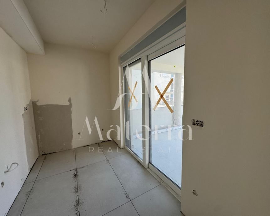 vodice, stan s3 - 91,17m2, prizemlje, veliki vrt, 400m od plaže - slika 11