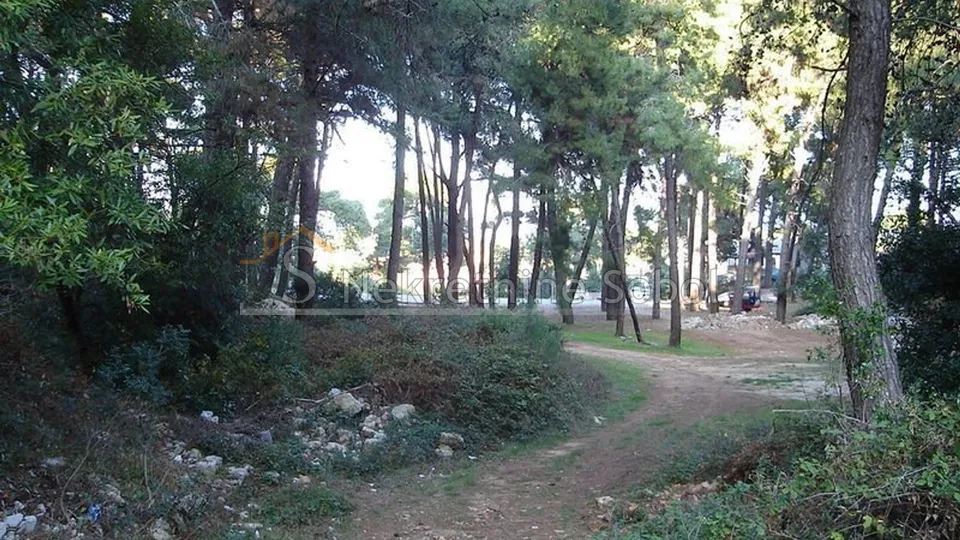 veli lošinj - građevinsko, 1995 m2 prodaja - slika 2
