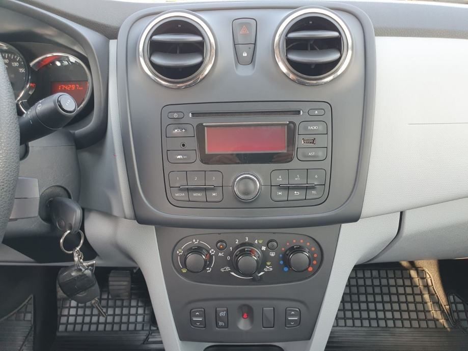 dacia sandero 1,5 dci 75, 2013 god,174000 km, kartice - slika 13
