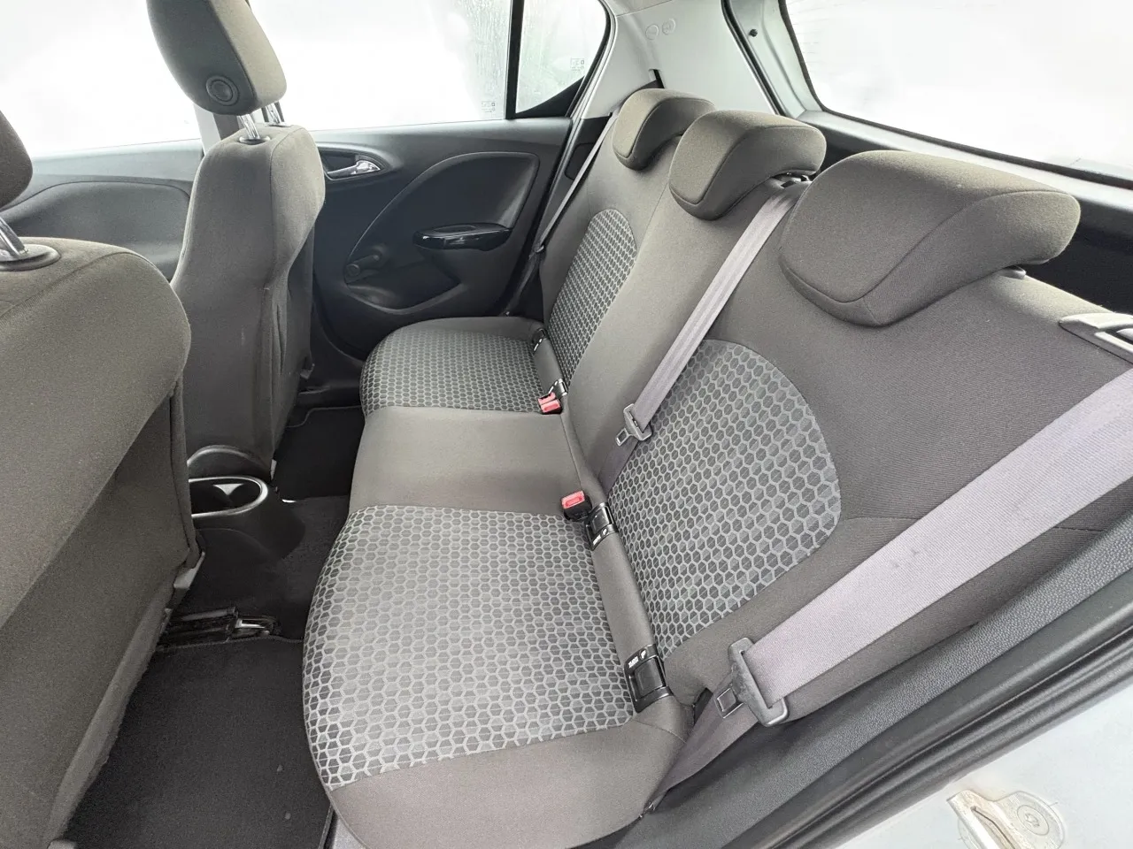 opel corsa 1,4 selection - slika 15