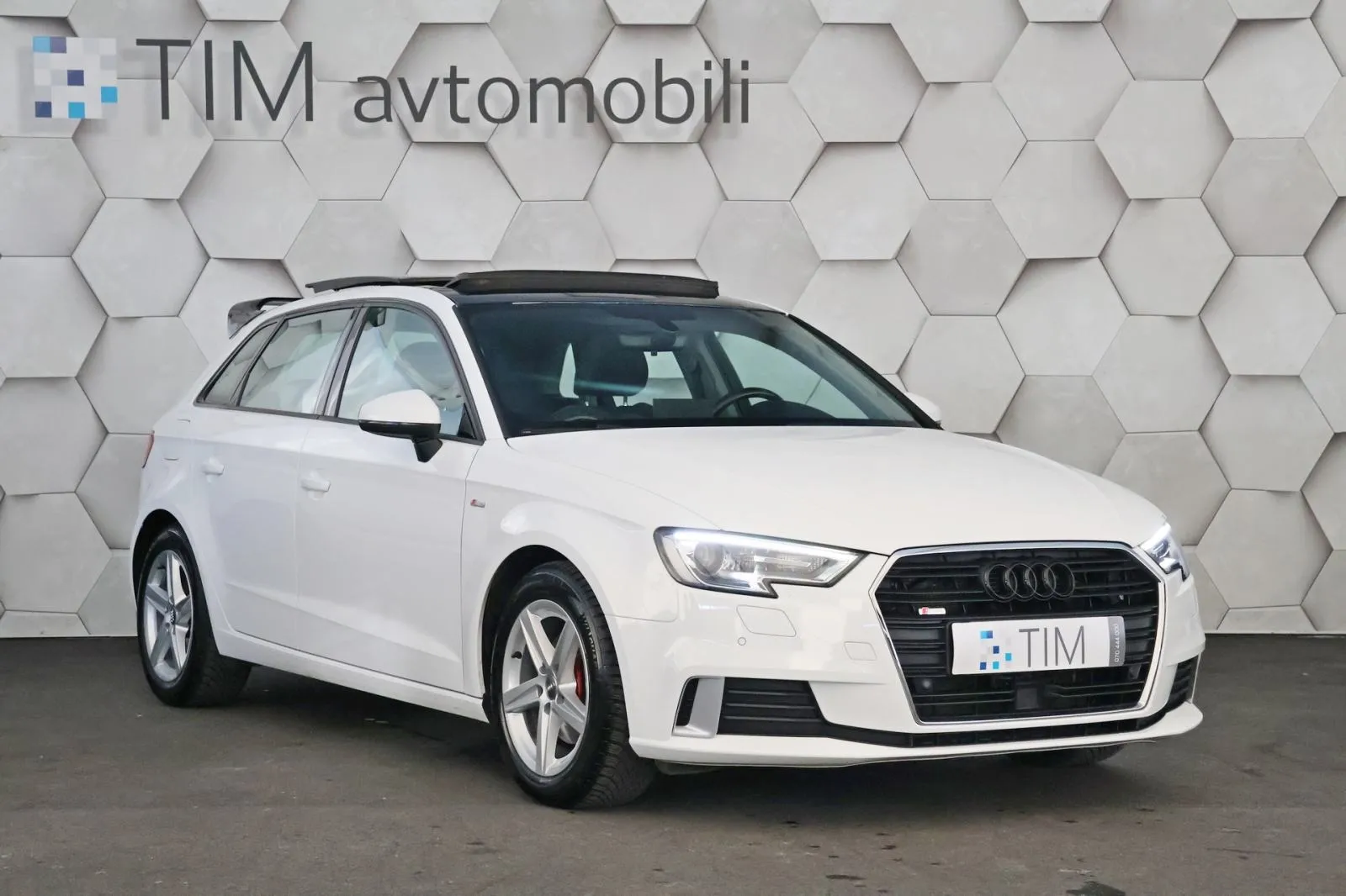 audi a3 sportback 2.0tdi s-tronic s-line 150km radar pano - slika 2