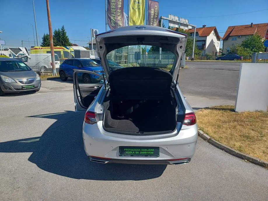 opel insignia b.elegance 2.0d at8 128kw - slika 17