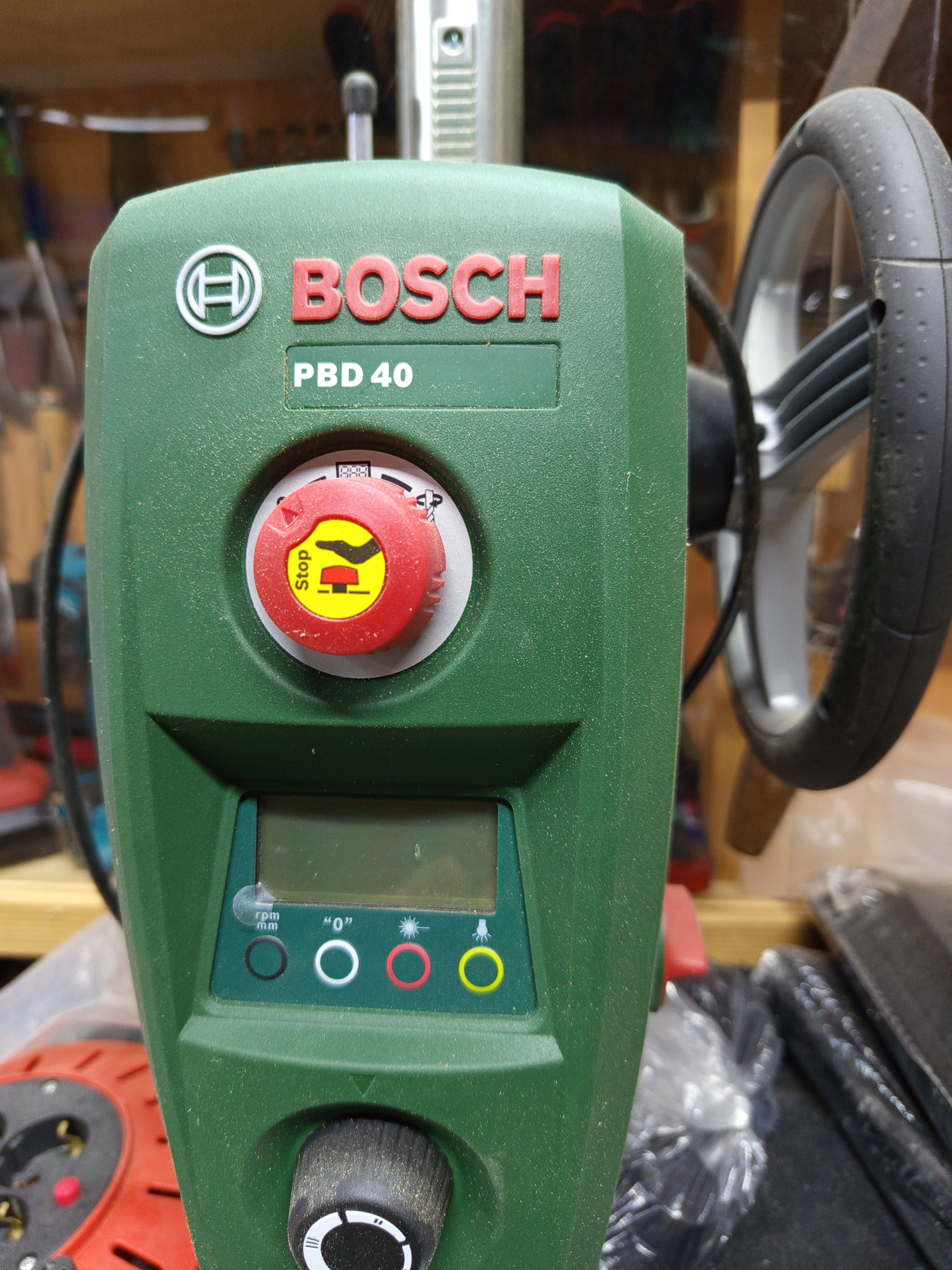 bušilica stupna bosch pbd 40 710w - slika 2