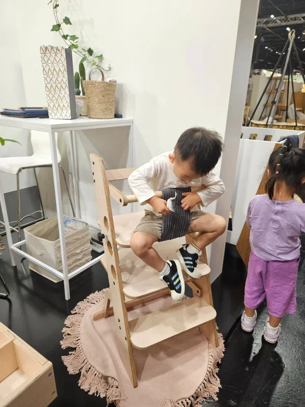 montessori toranj za učenje, pomoćnik u kuhinji - louis - slika 2