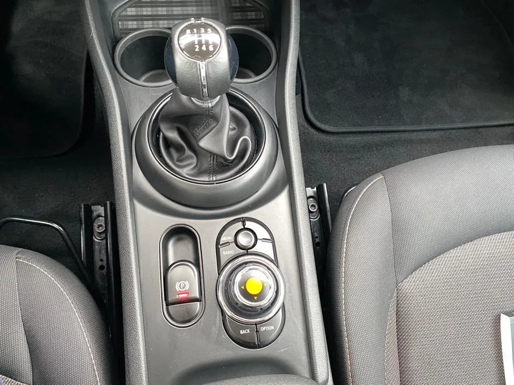 mini clubman one d, navi, tempomat, isofix, 4x garancija! - slika 13