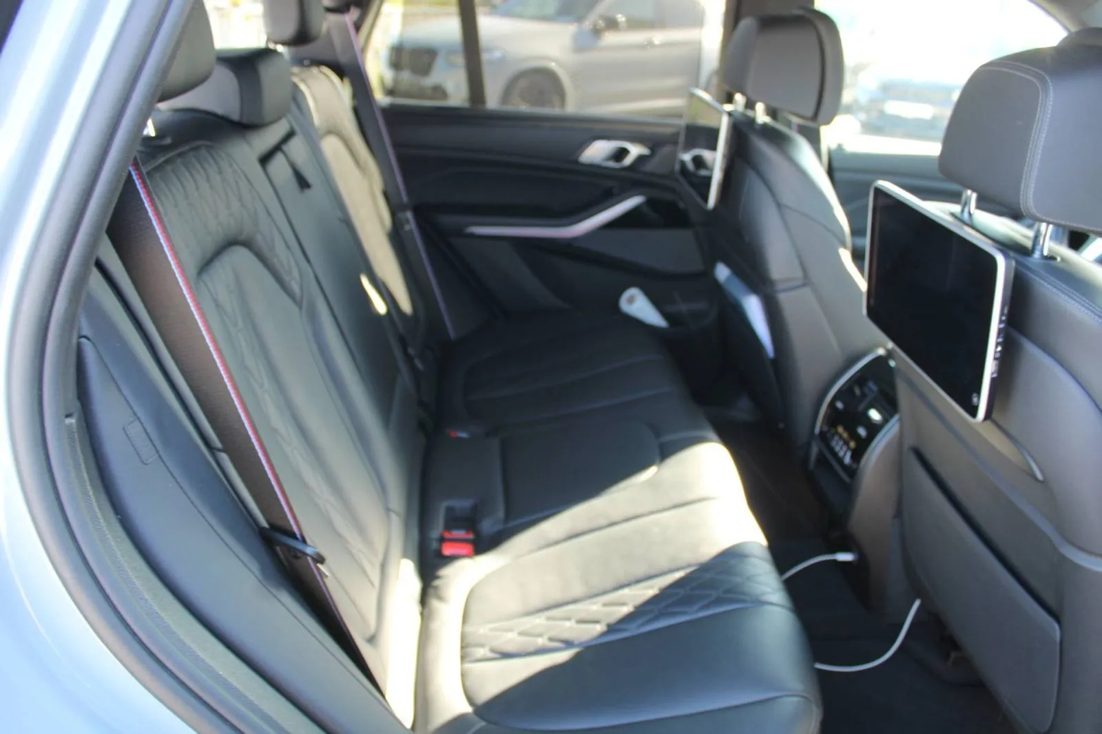 bmw x5 xdrive 40d m-paket *panorama, soft close, head-up* - slika 12