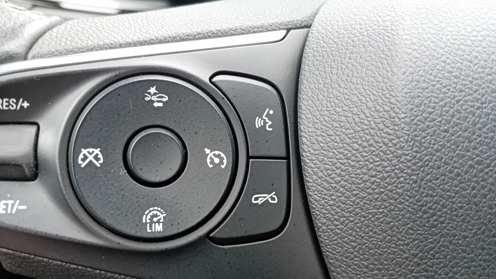 opel insignia 1,6 cdti,do 2 godine jamstva,u sustavu pdv-a - slika 6