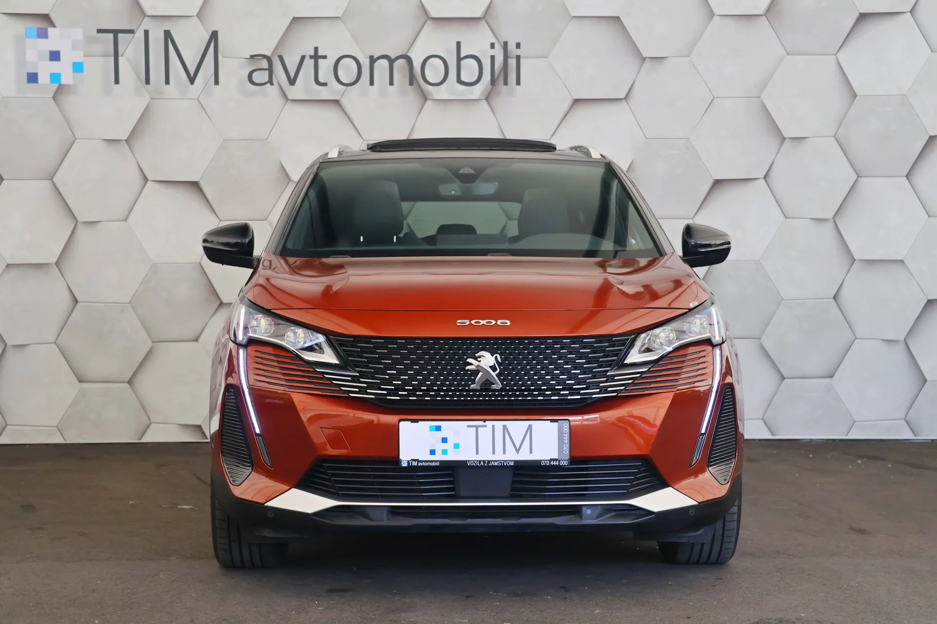peugeot 5008 2.0bluehdi at8 gt-line 180km pano led dab 7sejedala - slika 5