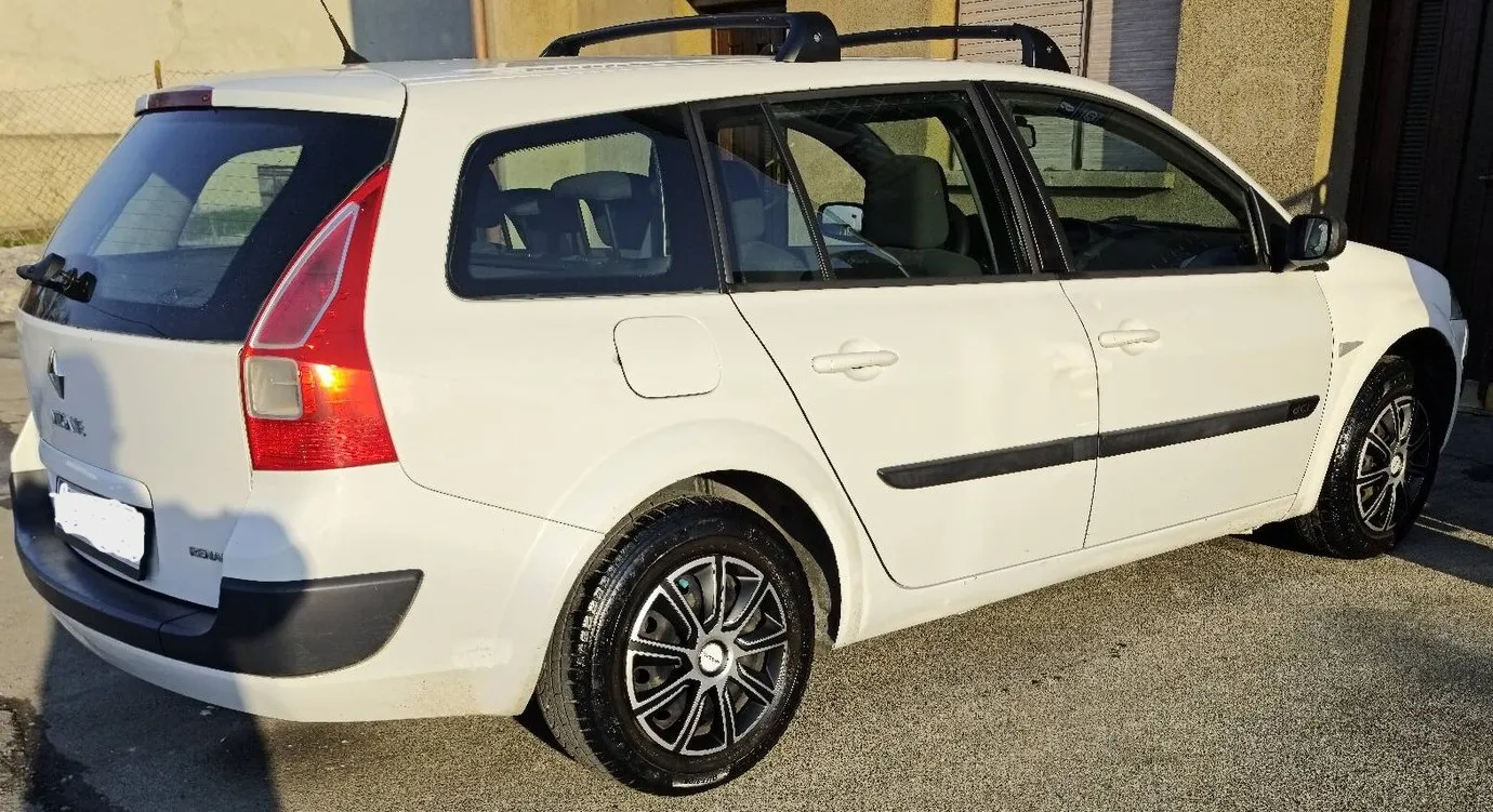 megane grandtour 1,5 dci - slika 7