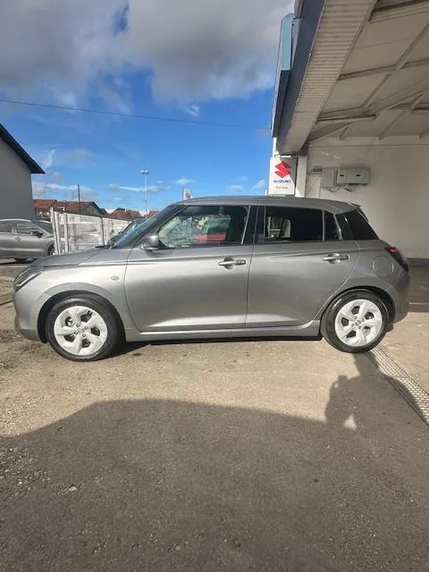 suzuki swift 1,2 hybrid gl+ premium 2wd financiranje 1/3 sa 3% kamata - slika 7