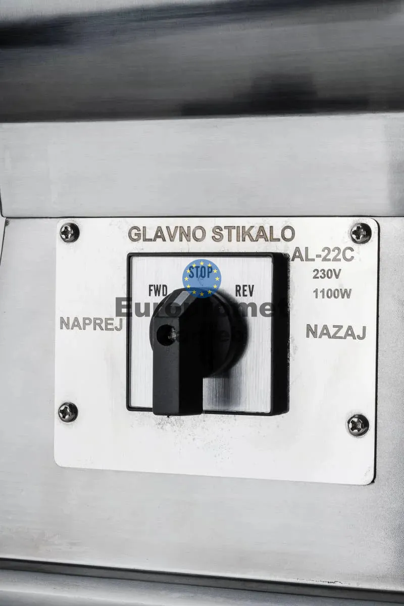 mašina za mljevenje mesa broj 22 račun garancija dostava !!! - slika 3