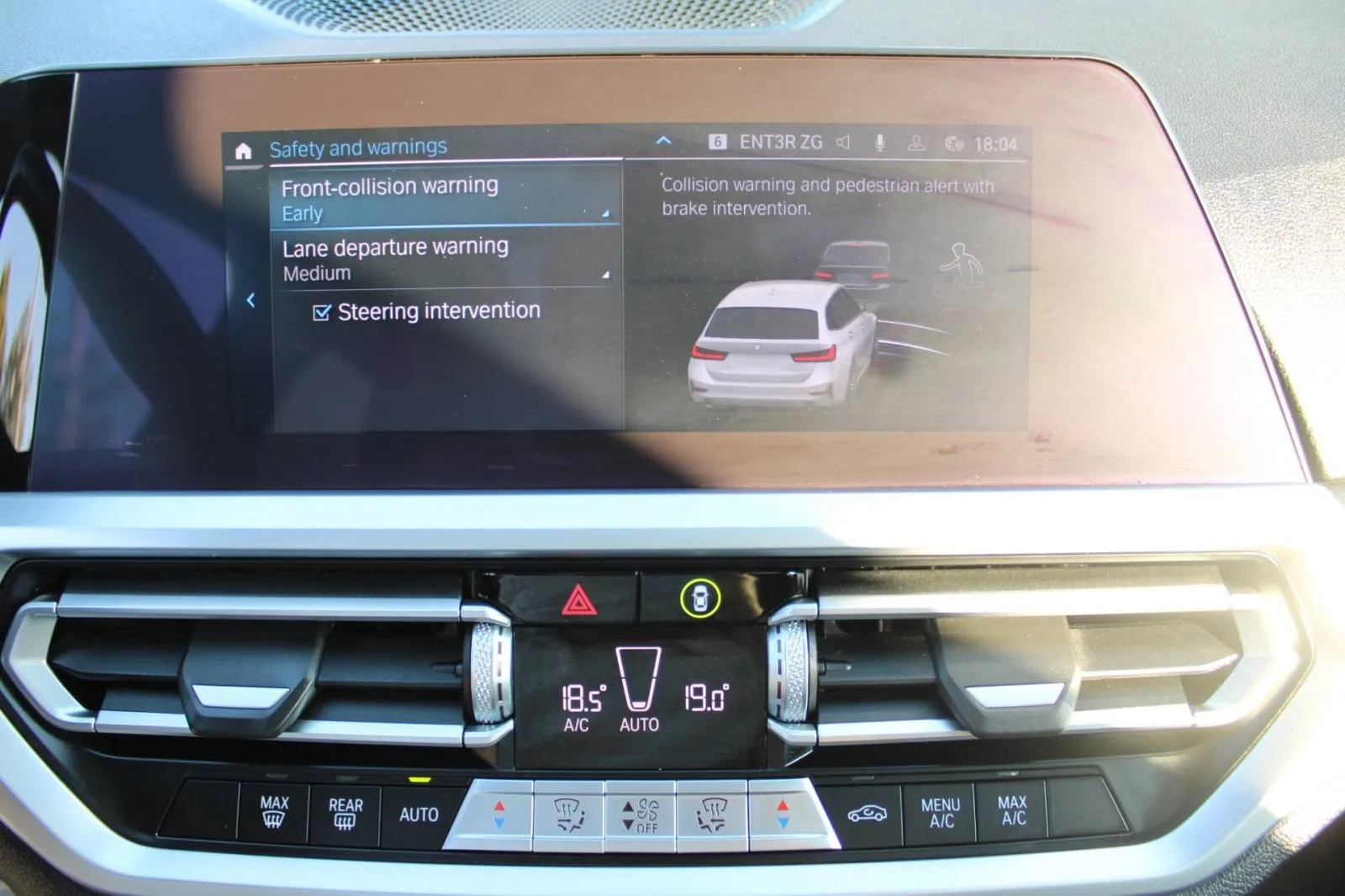 bmw serija 3 330e touring *led, panorama, navigacija* - slika 21