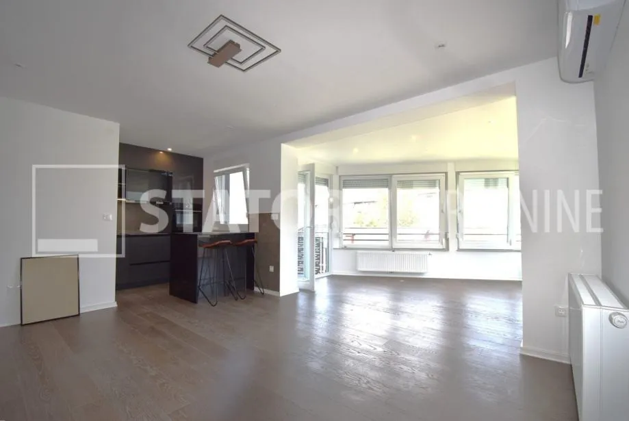 Poslovni prostor: Zagreb (Maksimir), uredski, 70 m2 (iznajmljivanje)