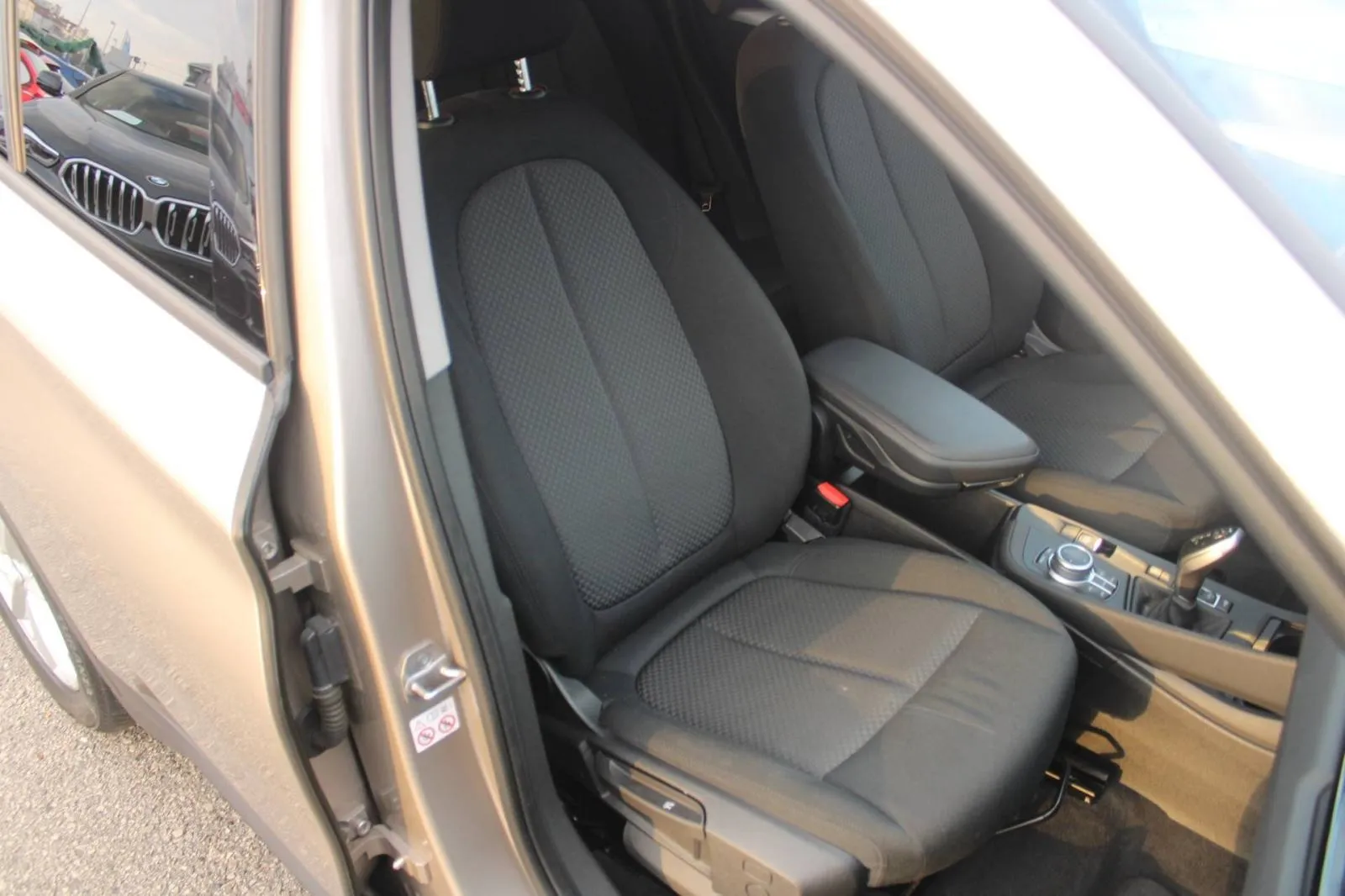 bmw x1 20d xdrive automatik *led, navigacija* - slika 12