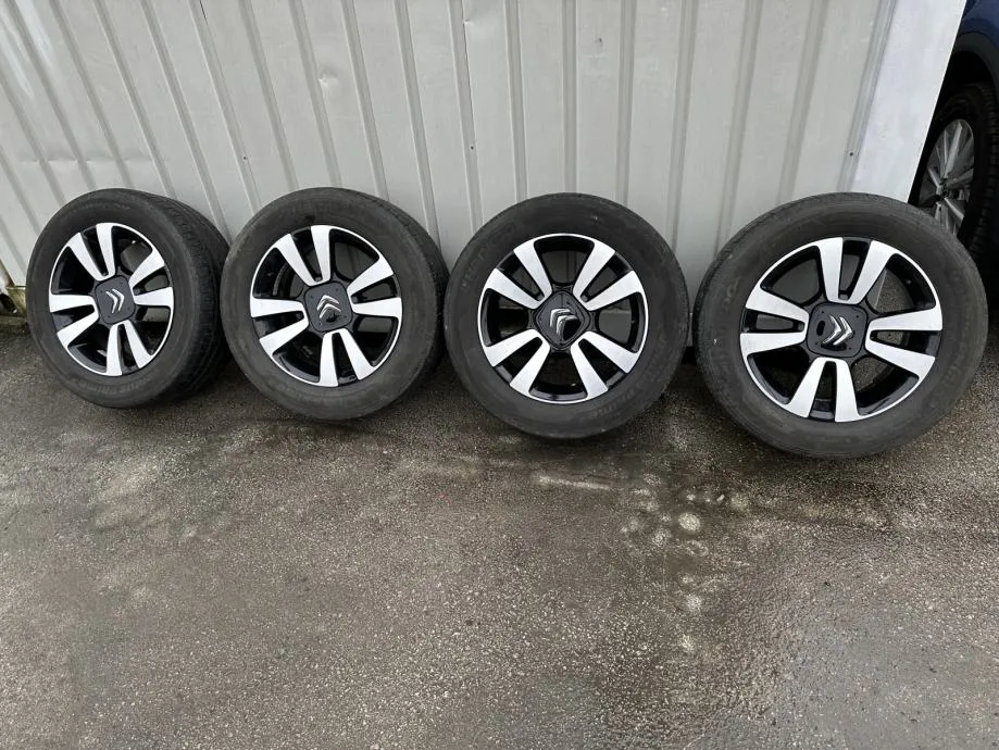 citroën c3 aircross shine* aut * dva seta felgi i guma * jamstvo 24 mj - slika 22