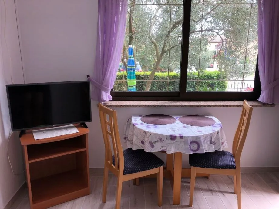 novigrad-apartmanska kuća na prodaji (prodaja) - slika 10