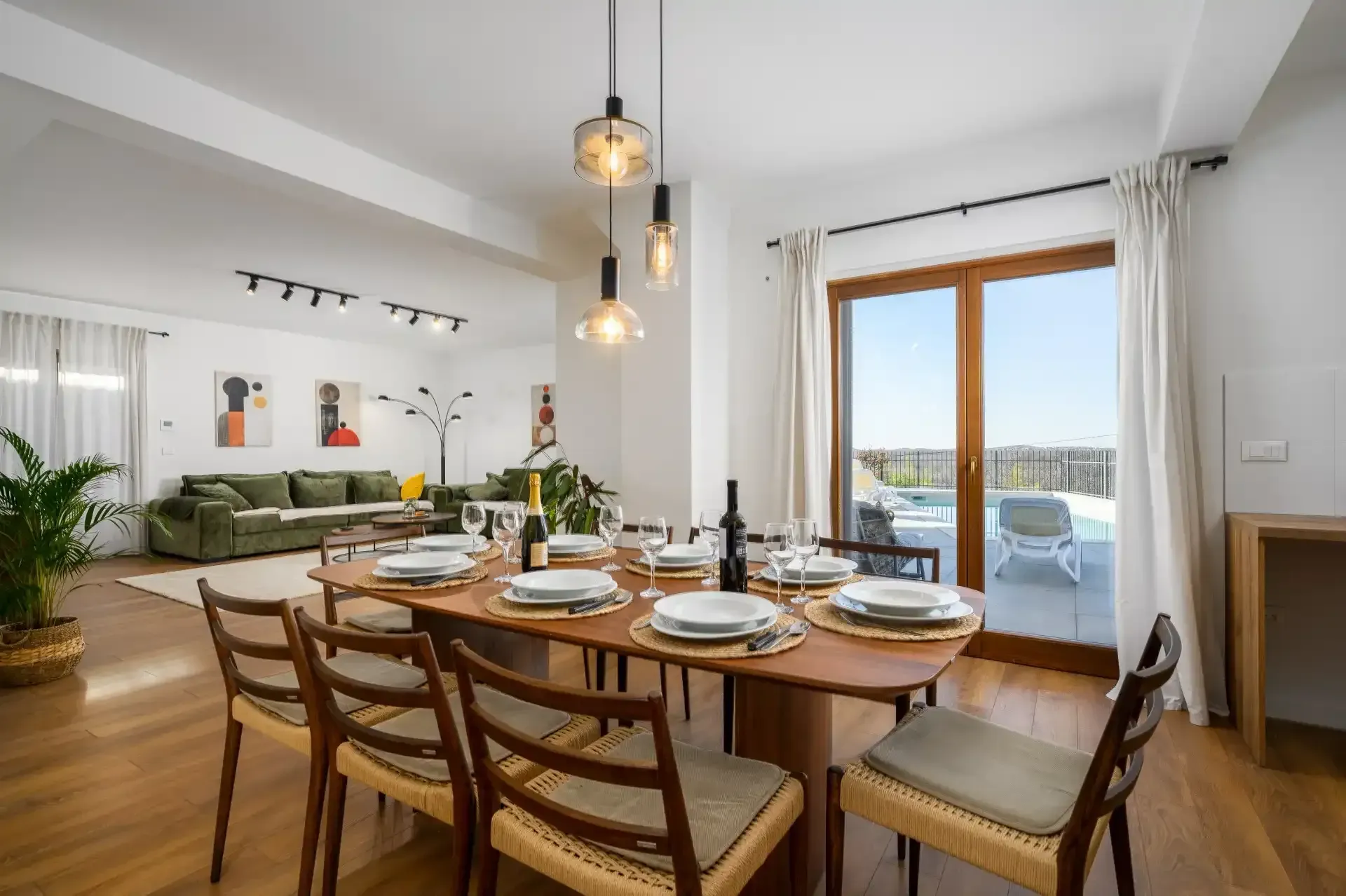 kuća za odmor luxury villa sofia with pool - slika 14