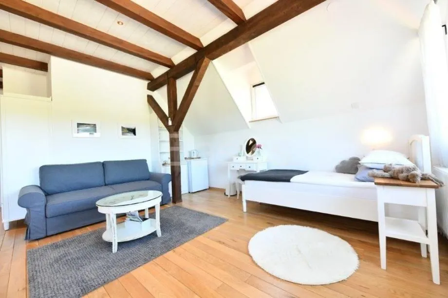 lika -saborsko - turističko imanje, zemljište 2290 m2, dva objekta - slika 28