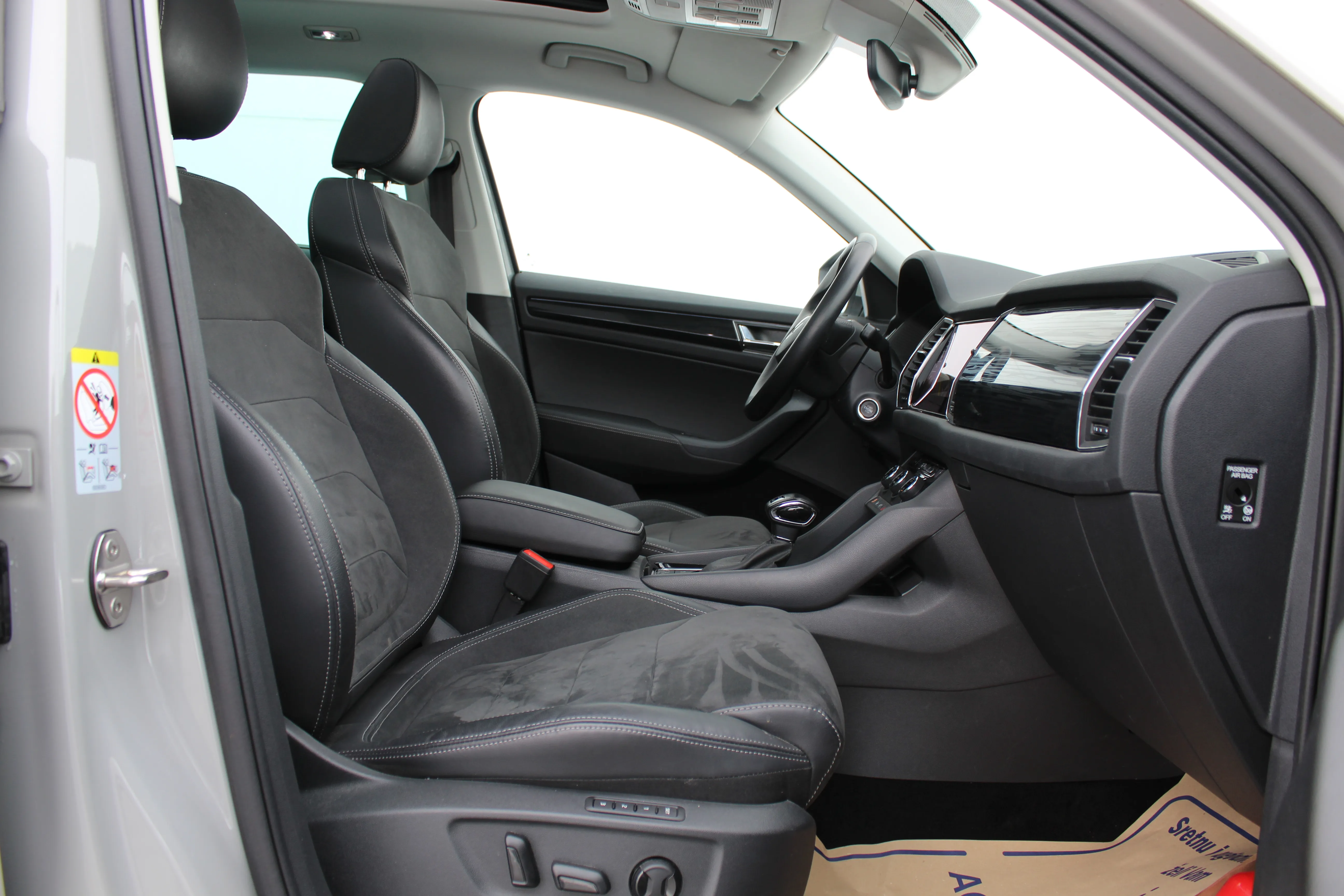 13094 škoda kodiaq ambition 2.0 tdi 4x4 dsg - slika 10