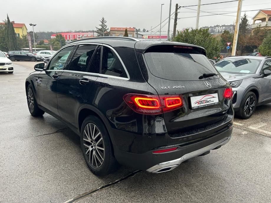 mercedes glc 200 4matic - model 2022 - navi - kamera - reg 1 god !!! - slika 4
