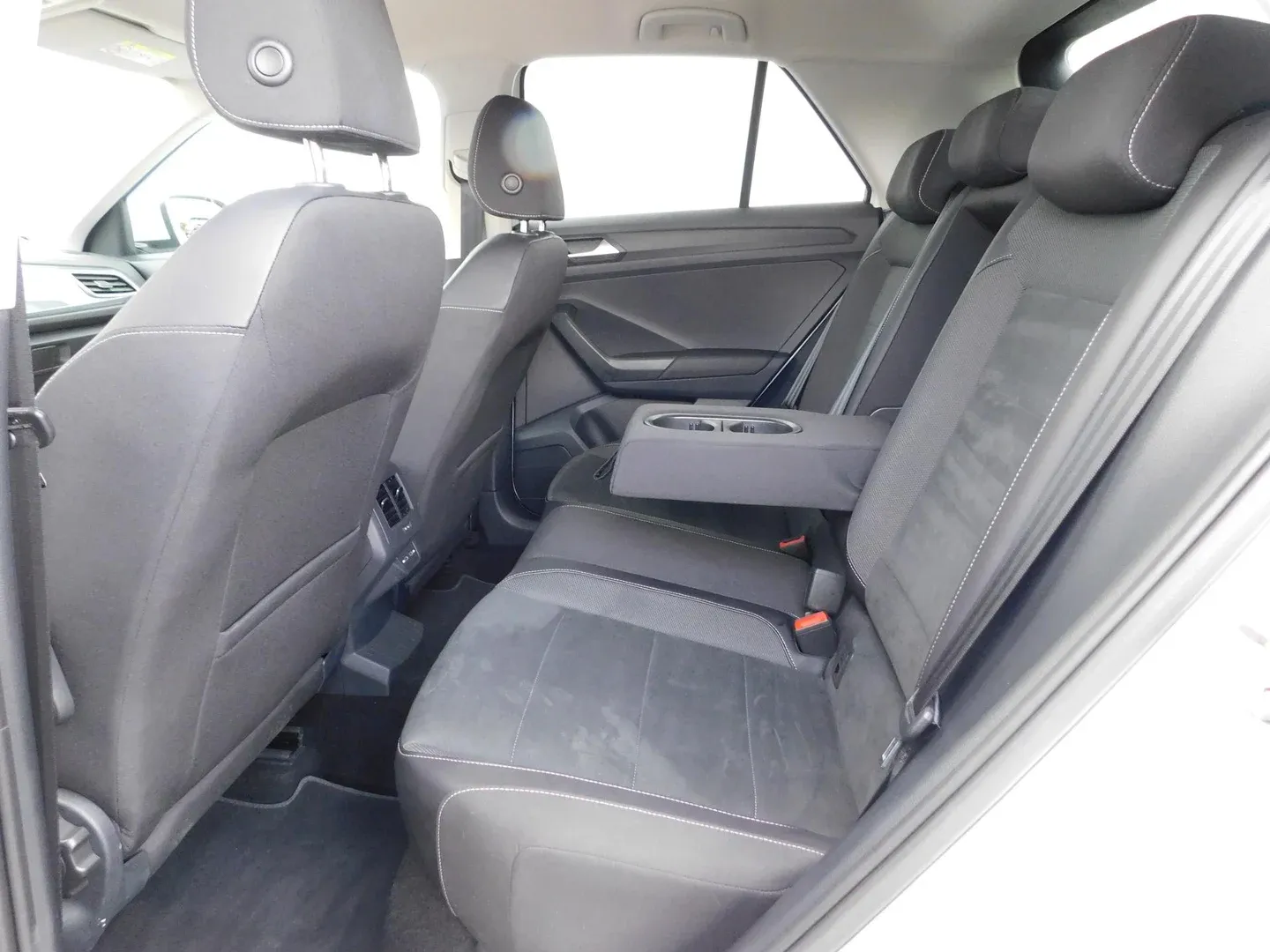 10145 volkswagen t-roc 1.5 tsi evo dsg style - slika 11