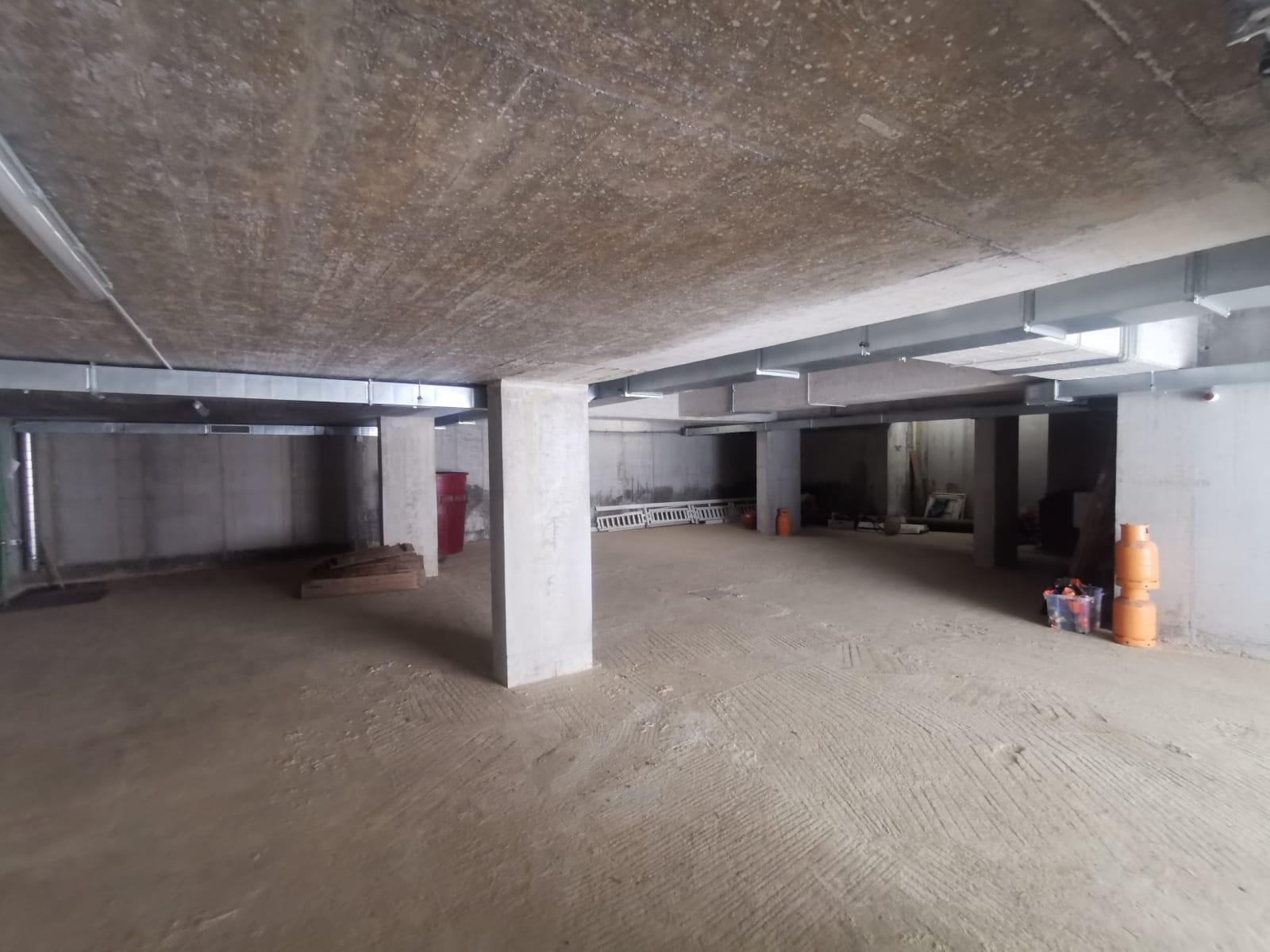 garaza kastel luksic 250 m2 - slika 14