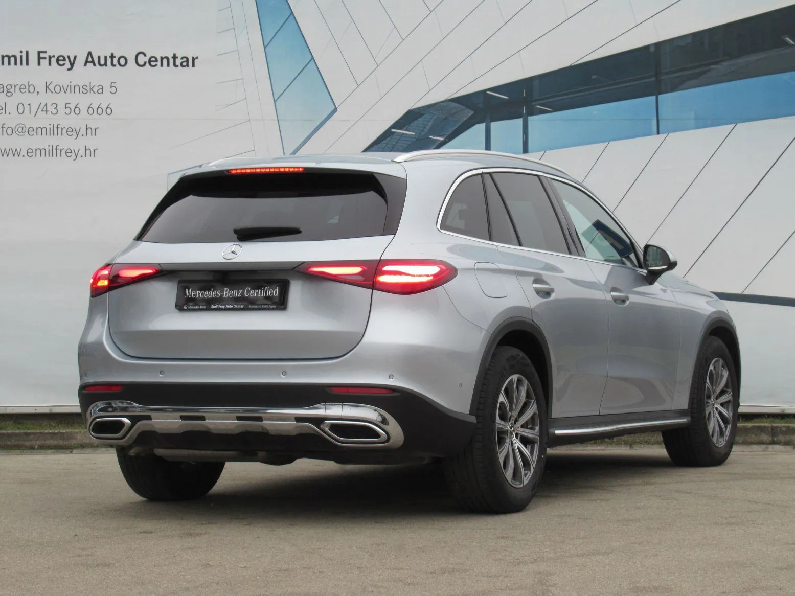 mercedes-benz glc 220 d 4matic avantgarde advanced plus - slika 5