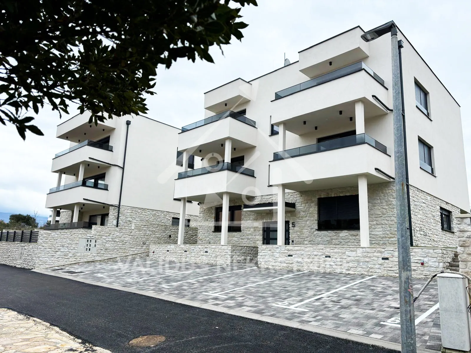 novogradnja, novalja, apartman 72,97 m2, 2. kat, 220.000,00 € - slika 16
