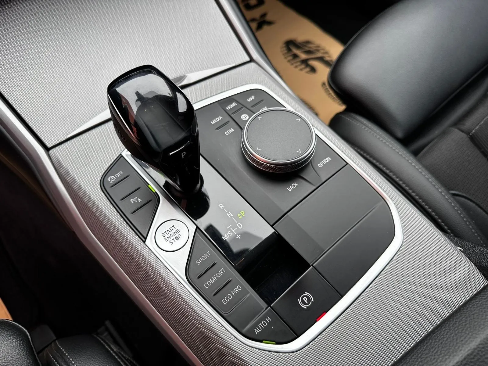 bmw serija 3 touring 318d automatik•2021.g.•tempomat•navi• - slika 12