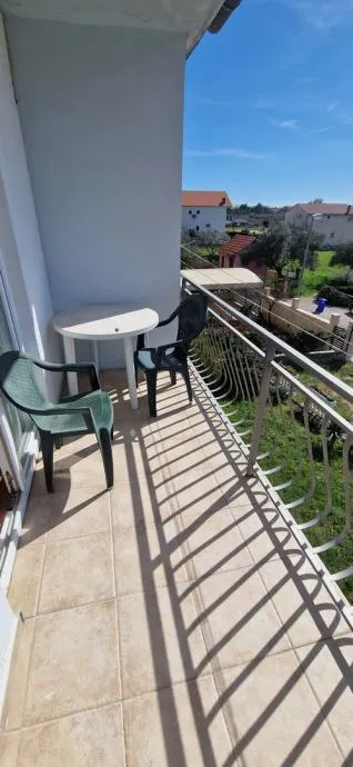 biograd - kuća (hostel) za smještaj gostiju(470m2), blizina centra - slika 7