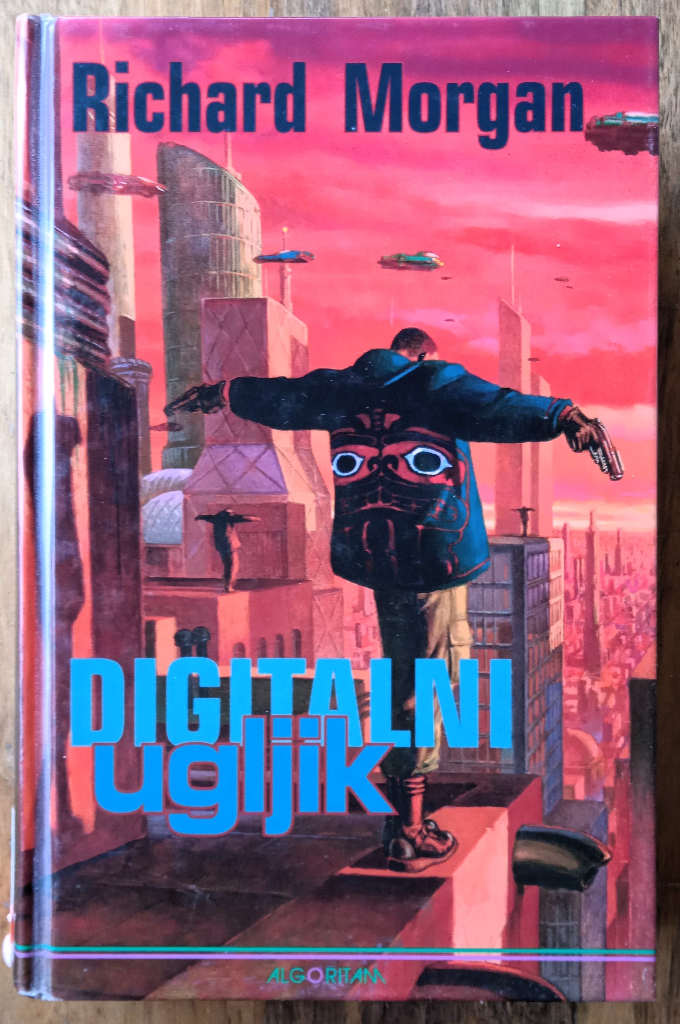 DIGITALNI UGLJIK Richard Morgan - Sisak