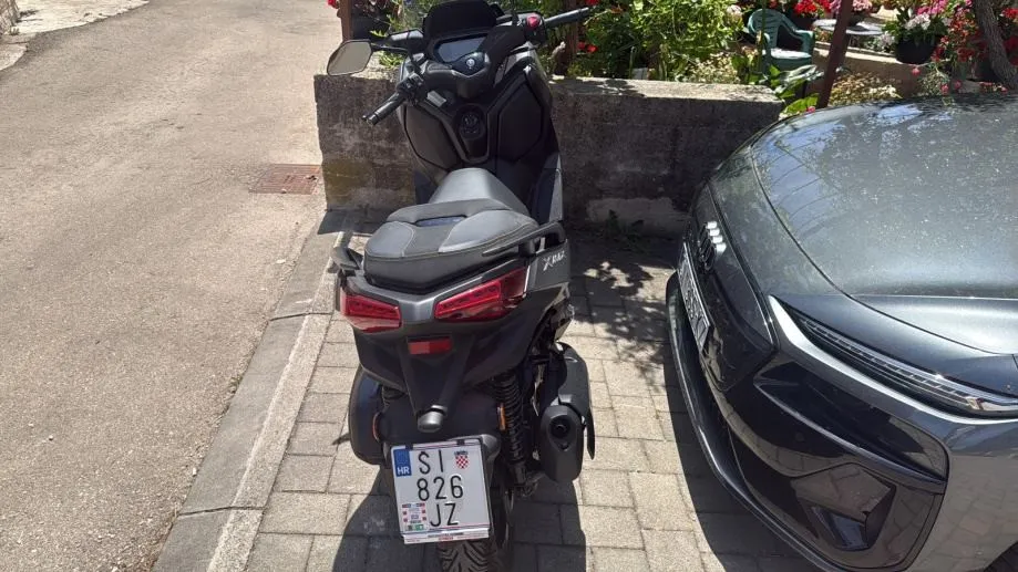 yamaha xmax 299 cm3, 2024 god. - slika 3