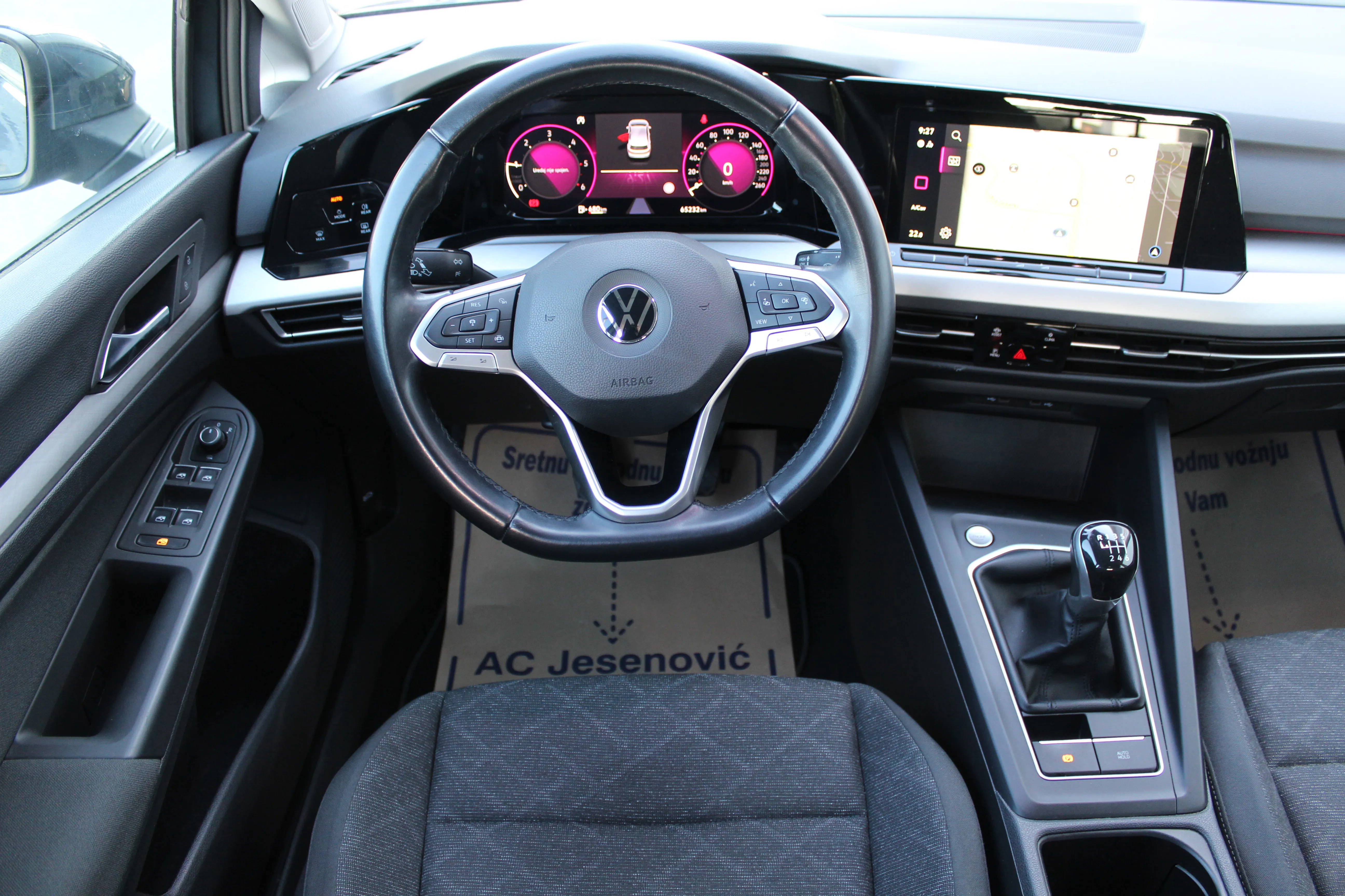 13130 volkswagen golf 2.0 tdi life - slika 10