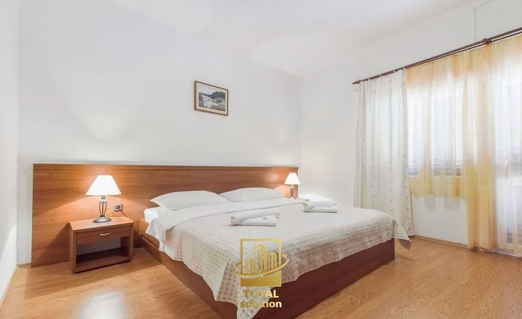 otok murter, uz more- 1. red- uhodani hotel sa tri zvjezdice 850 m2!!! - slika 9