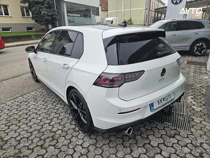 volkswagen golf 2.0 tsi gti dsg 195kw - slika 6