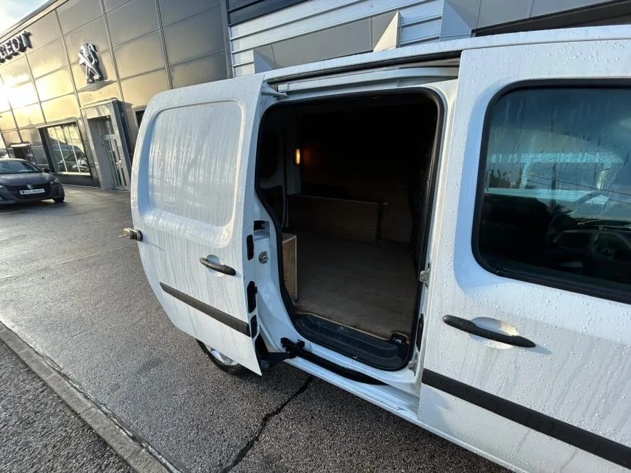 renault kangoo 1.5 dci - 145.000 km - 2019 - servis gratis!! - slika 9