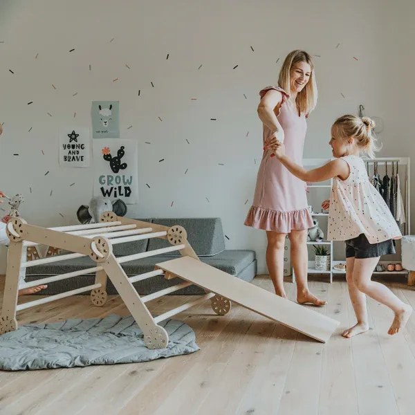 transformativna montessori penjalica s rampom - slika 2