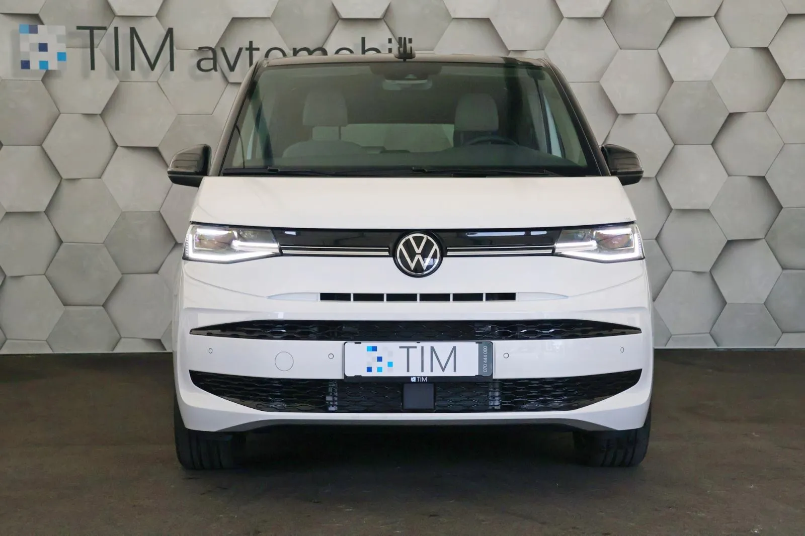 volkswagen multivan t7 l2 2.0tdi dsg edition iq matrix el.klizna vrata - slika 5
