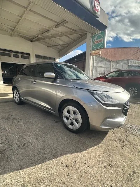suzuki swift 1,2 hybrid gl+ premium 2wd financiranje 1/3 sa 3% kamata - slika 2