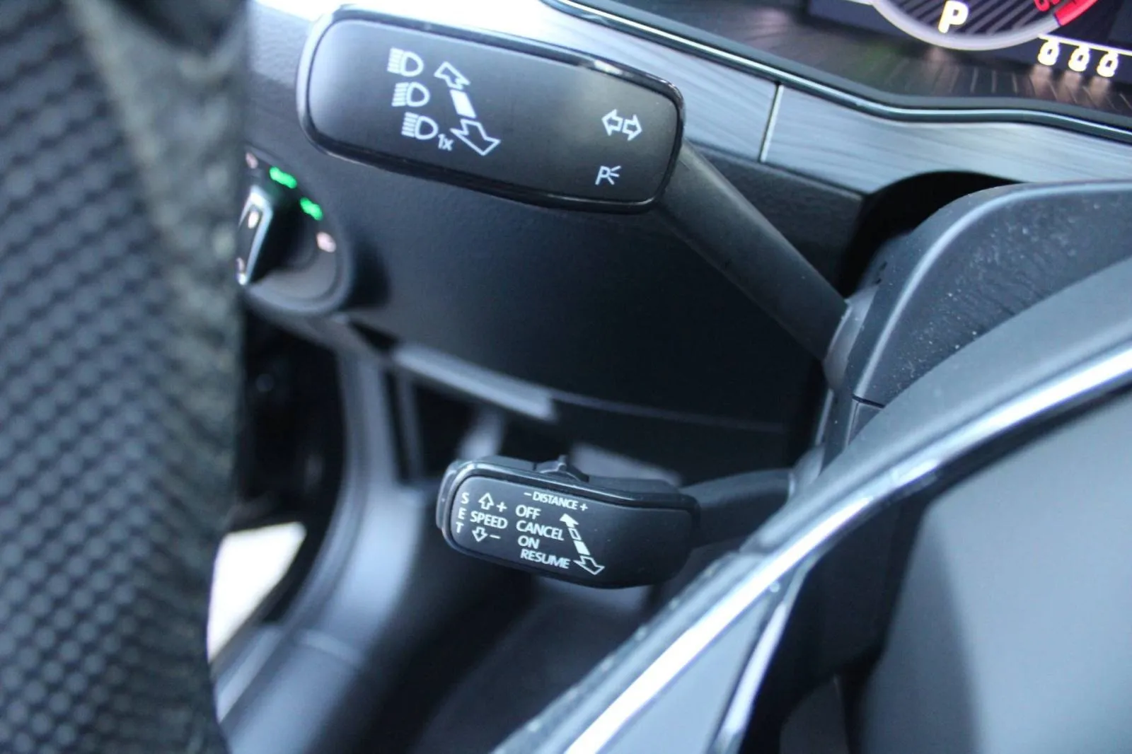 škoda superb 2.0 tdi dsg *led, navigacija, kamera* - slika 18
