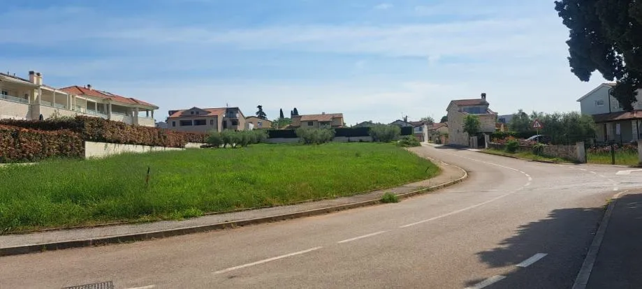 Poreč-Građevinsko Zemljište Pogled More 2 Km Od Plaže
