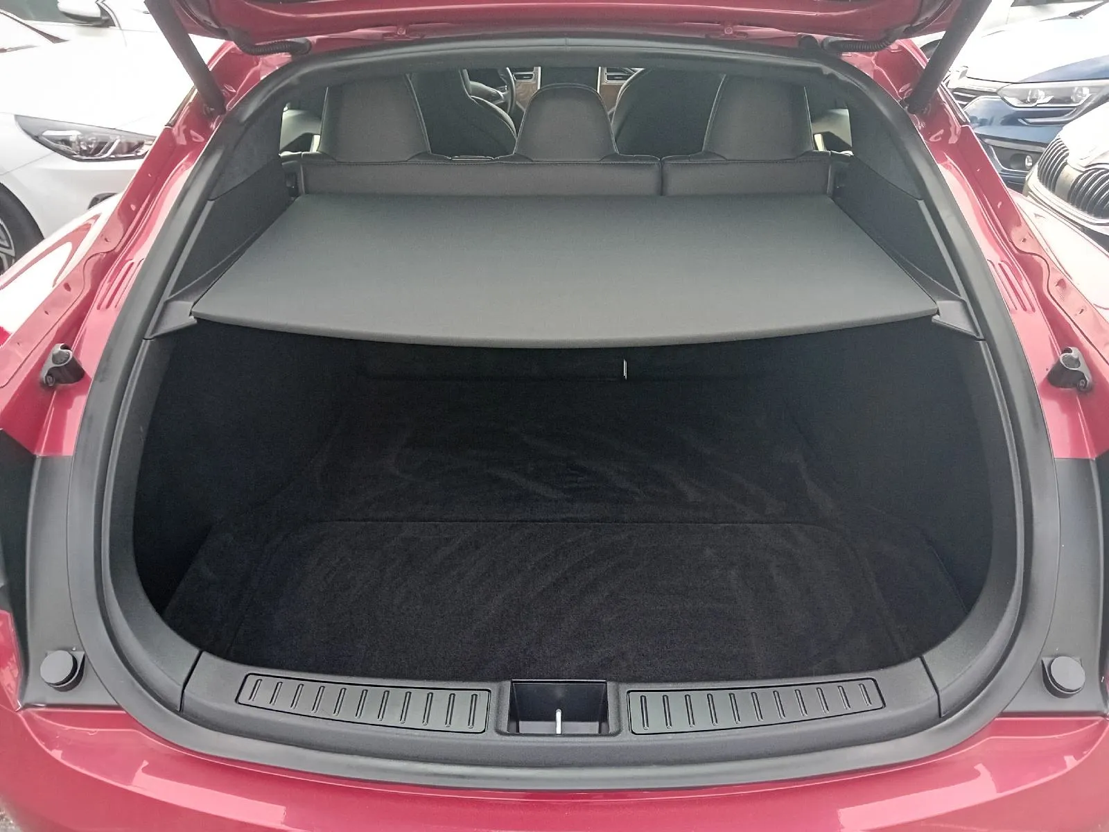 tesla model s 75 , 52500km,do 2 g jamstva,u sustavu pdv-a,registriran - slika 6