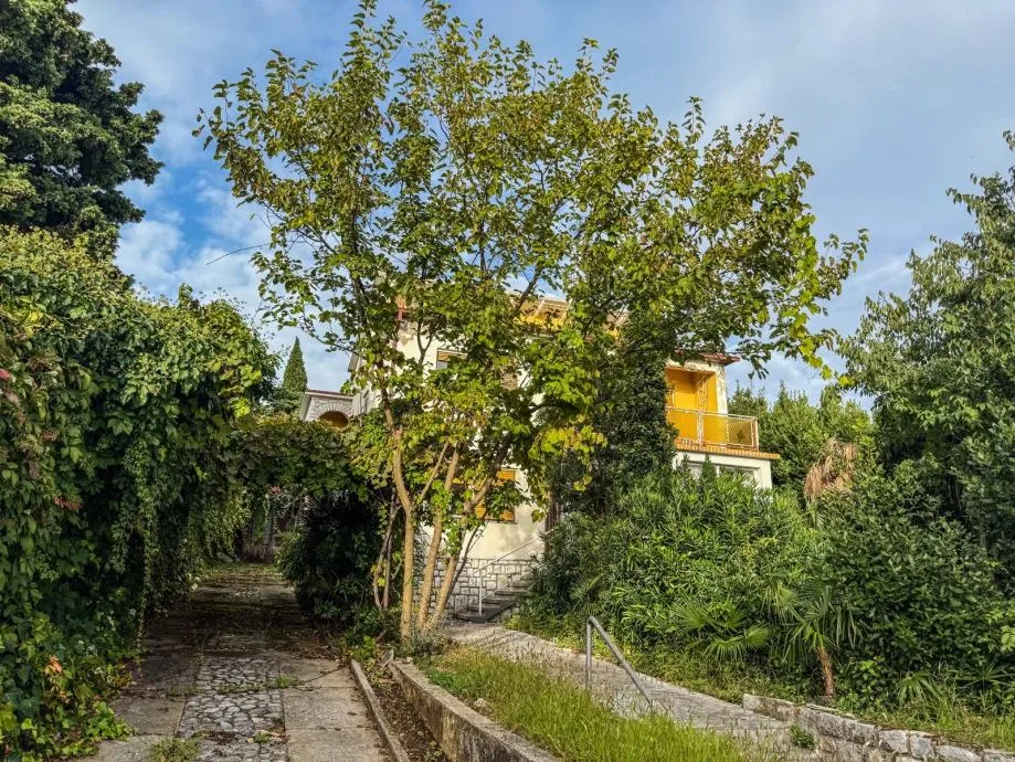 crikvenica – izvrsna lokacija, sam centar. nekoliko koraka od mora! - slika 13