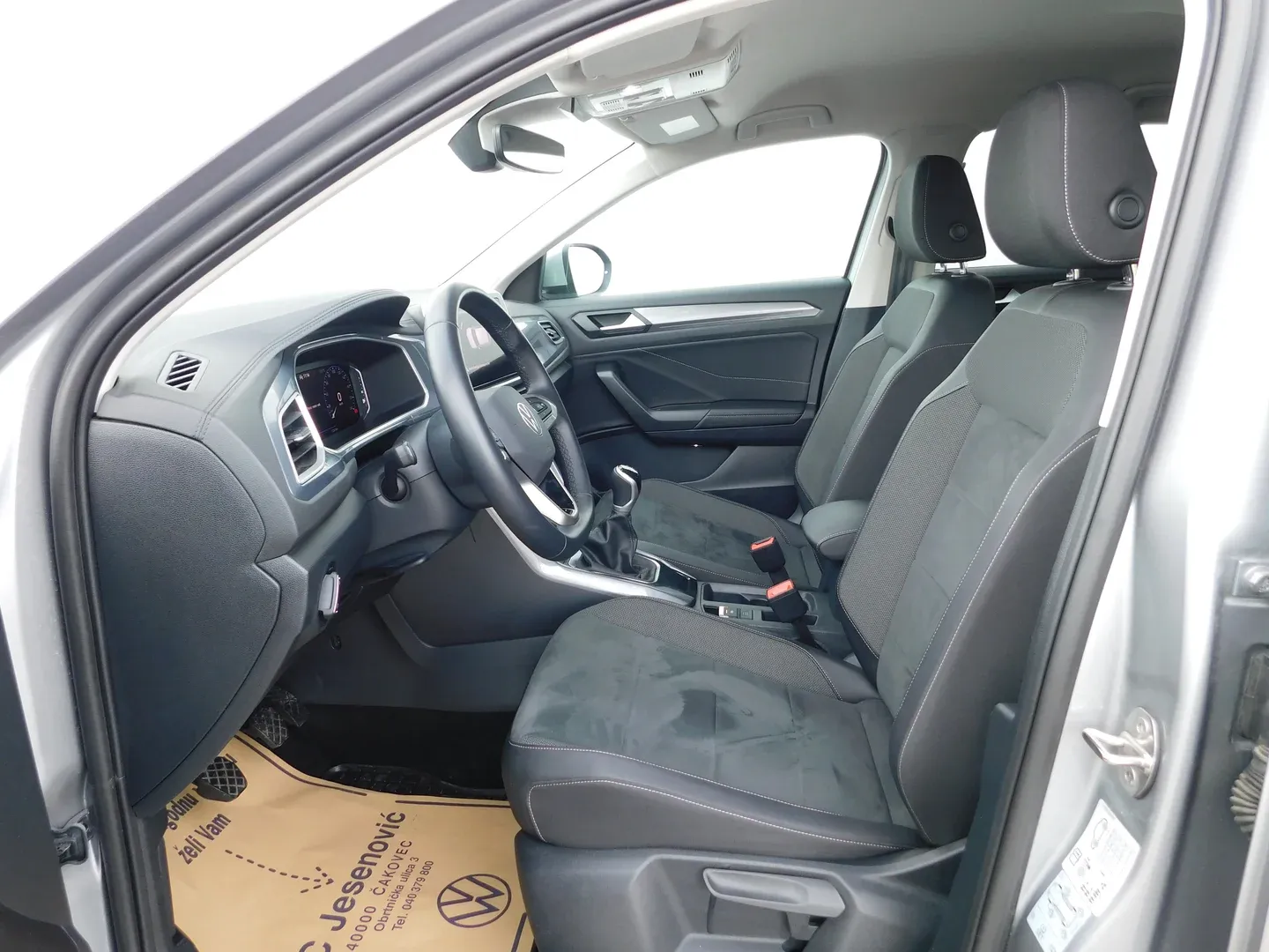 10488 volkswagen t-roc 2.0 tdi style - slika 8